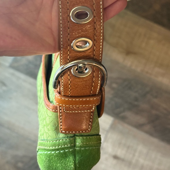 Coach Brown and Green Leather Strap - Picture 5 of 7